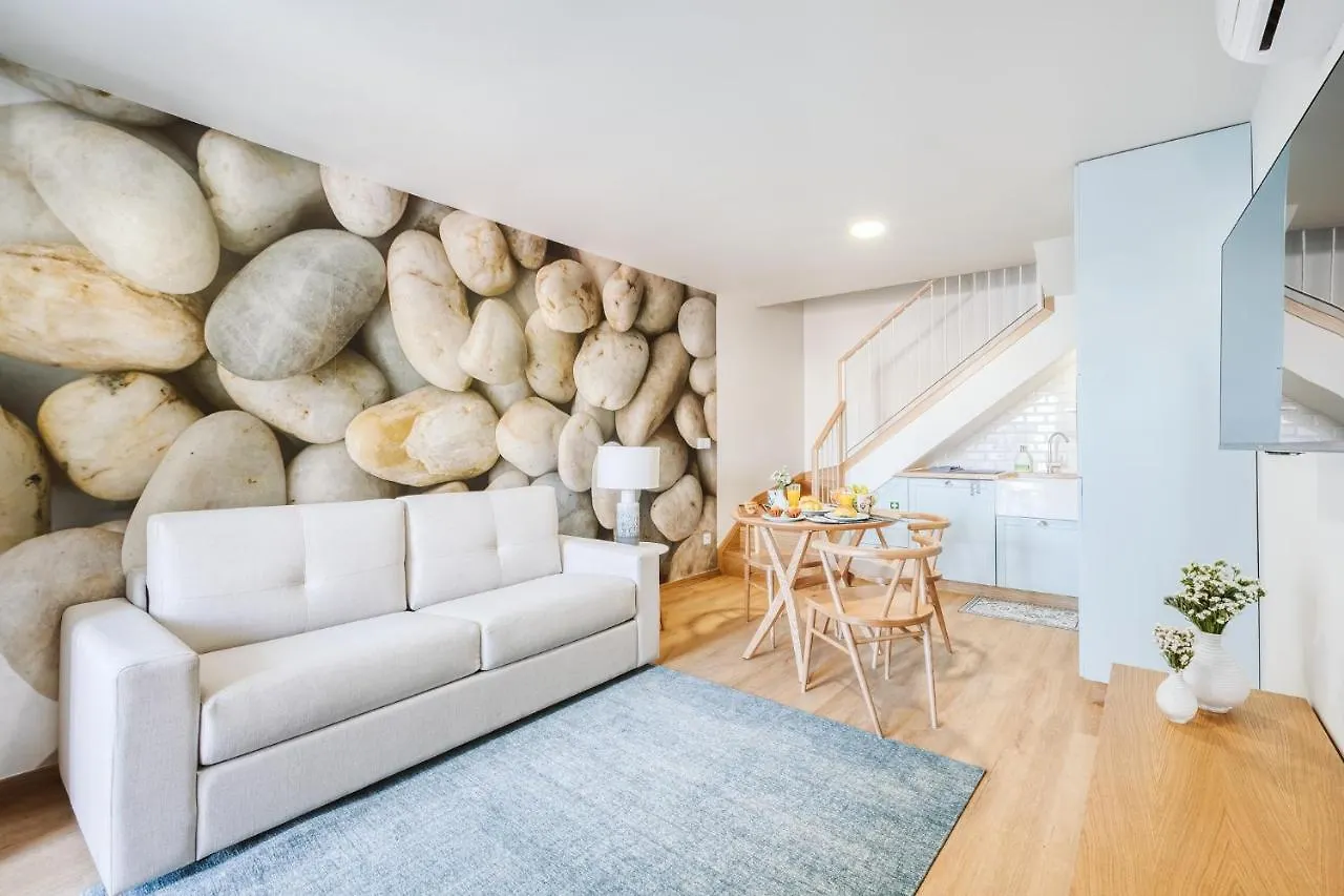 Casa Do Calhau - 1 Bedroom Apartment Sleeps 4 카메라데로보스